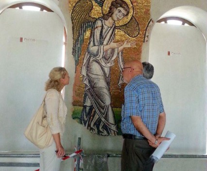piacenti-spa-restauro-nativita-di-betlemme-mosaico-visita-rappresentante-governo-lituano