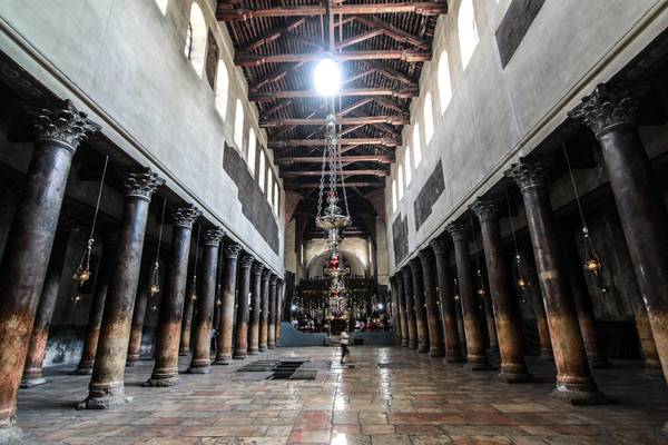 Donatori cercansi per colonne Natività Betlemme