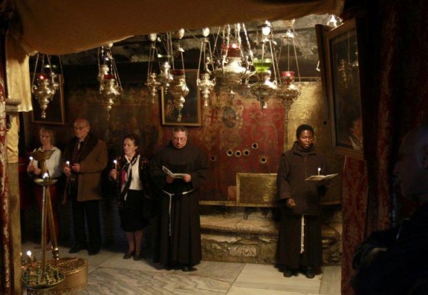 piacenti-spa-restauro-nativita-betlemme-themalaymailonline