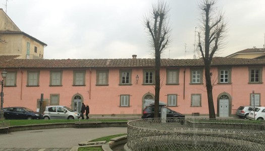 Facciate Piazza S. Niccolò Prato