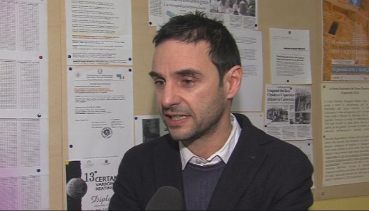 TV Prato – Il regista pratese Tommaso Santi si aggiudica il Globo d’Oro con il documentario “Restaurare il cielo”