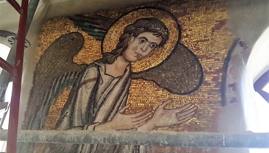 Dire.it – Il restauro della Basilica della Natività a Betlemme, colori in un mondo che crolla